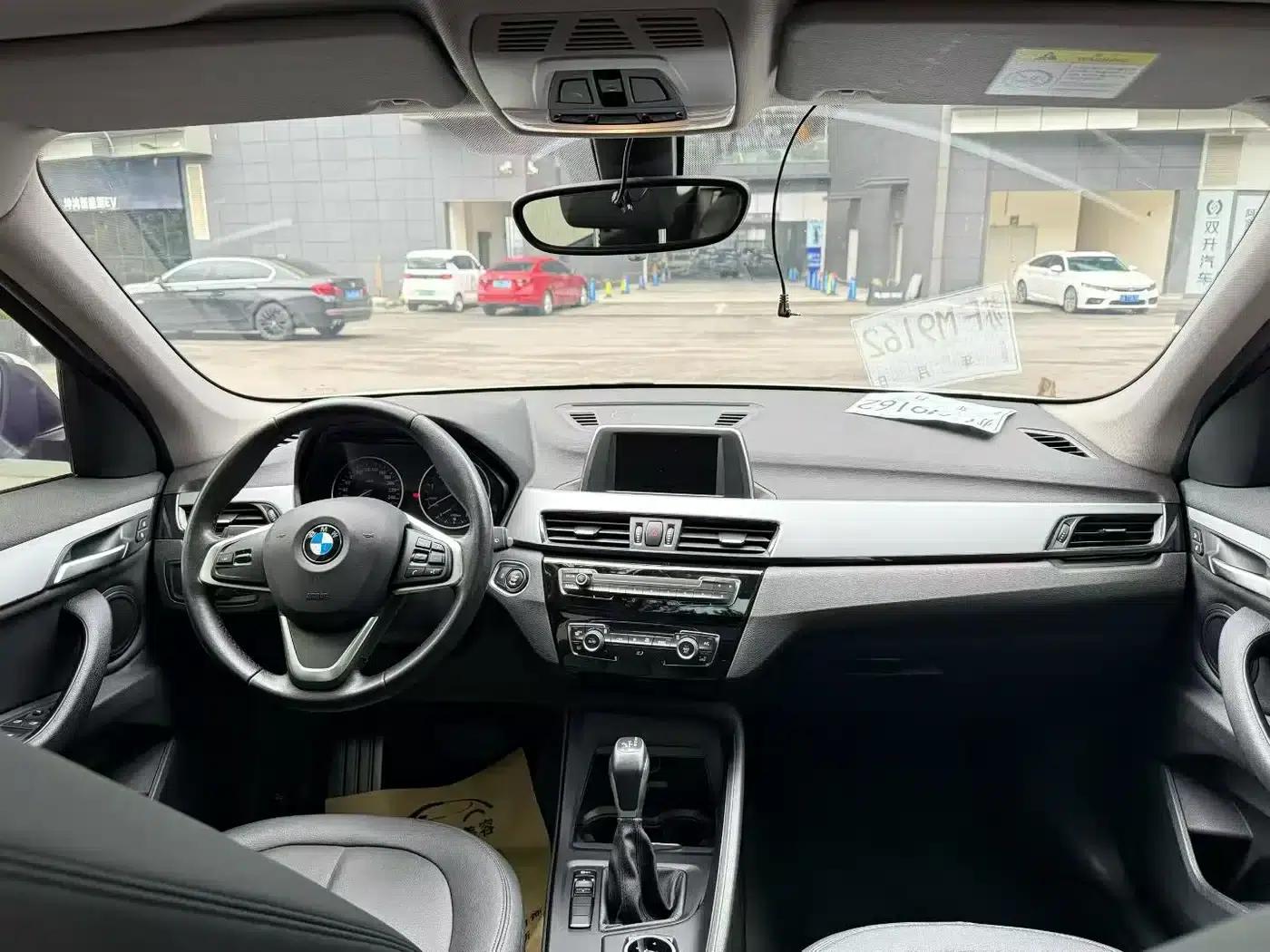 BMW X1 2018 sDrive18Li Fashion Edition — миниатюра 5