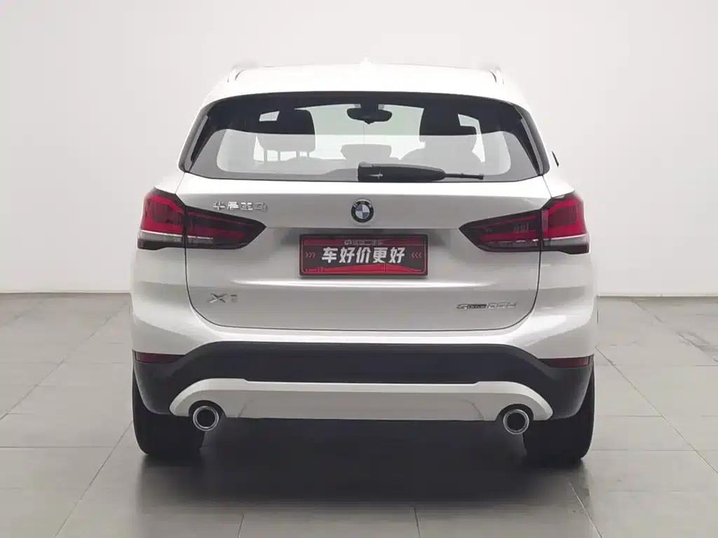 BMW X1 2022 sDrive25Li Leading Edition — миниатюра 4