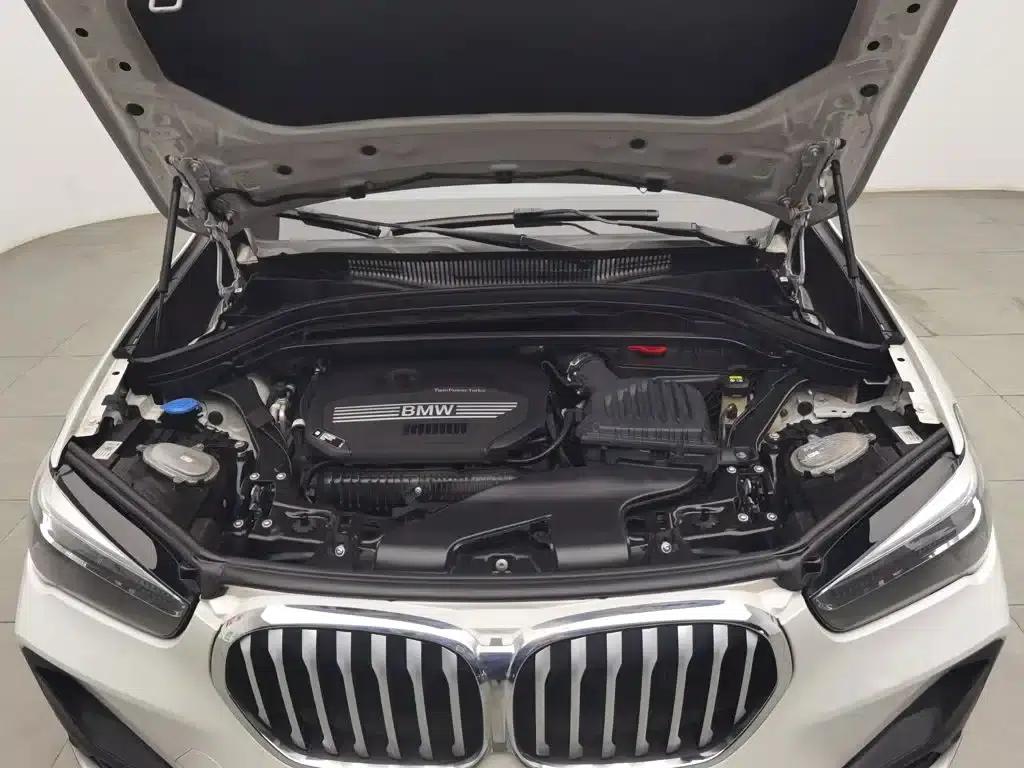 BMW X1 2022 sDrive25Li Leading Edition — миниатюра 6