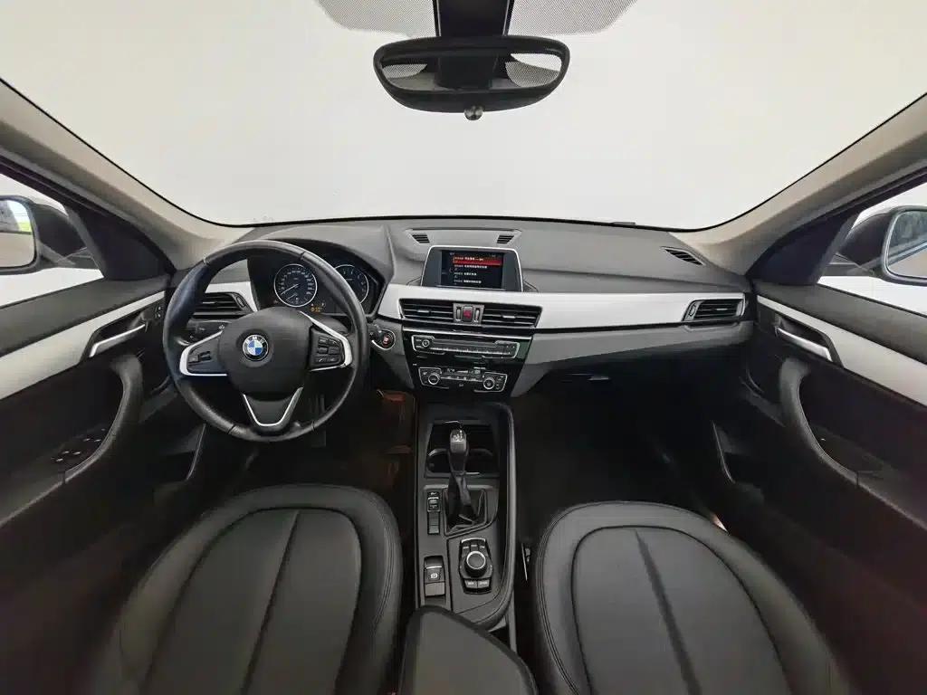 BMW X1 2018 sDrive18Li Fashion Edition — миниатюра 5