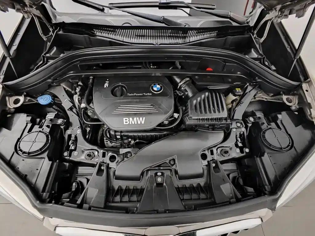 BMW X1 2018 sDrive18Li Fashion Edition — миниатюра 6