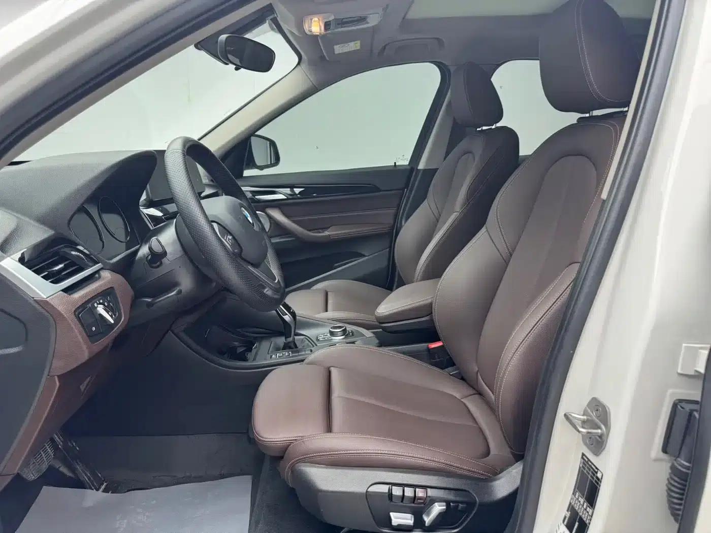BMW X1 2022 sDrive20Li Fashion Edition — миниатюра 6