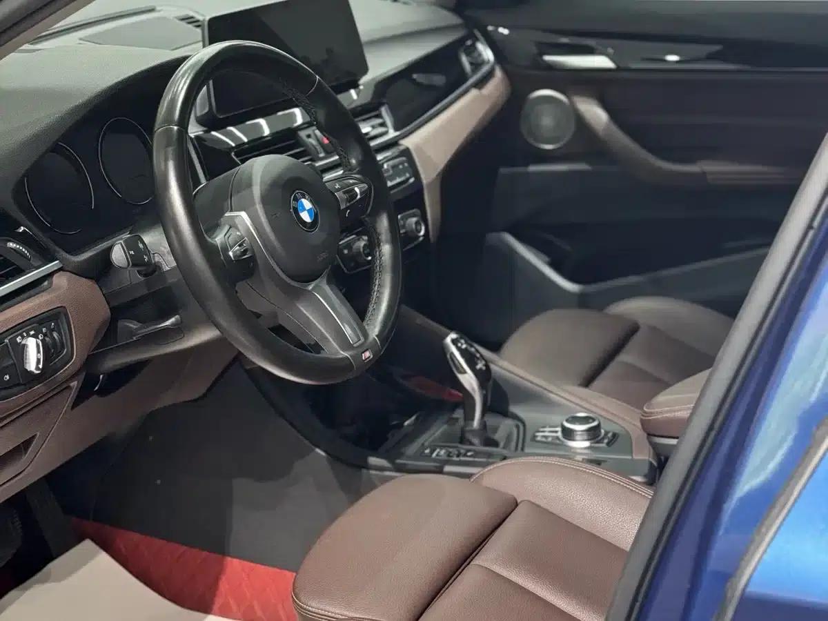 BMW X1 2022 sDrive25Li Leading Edition — миниатюра 7