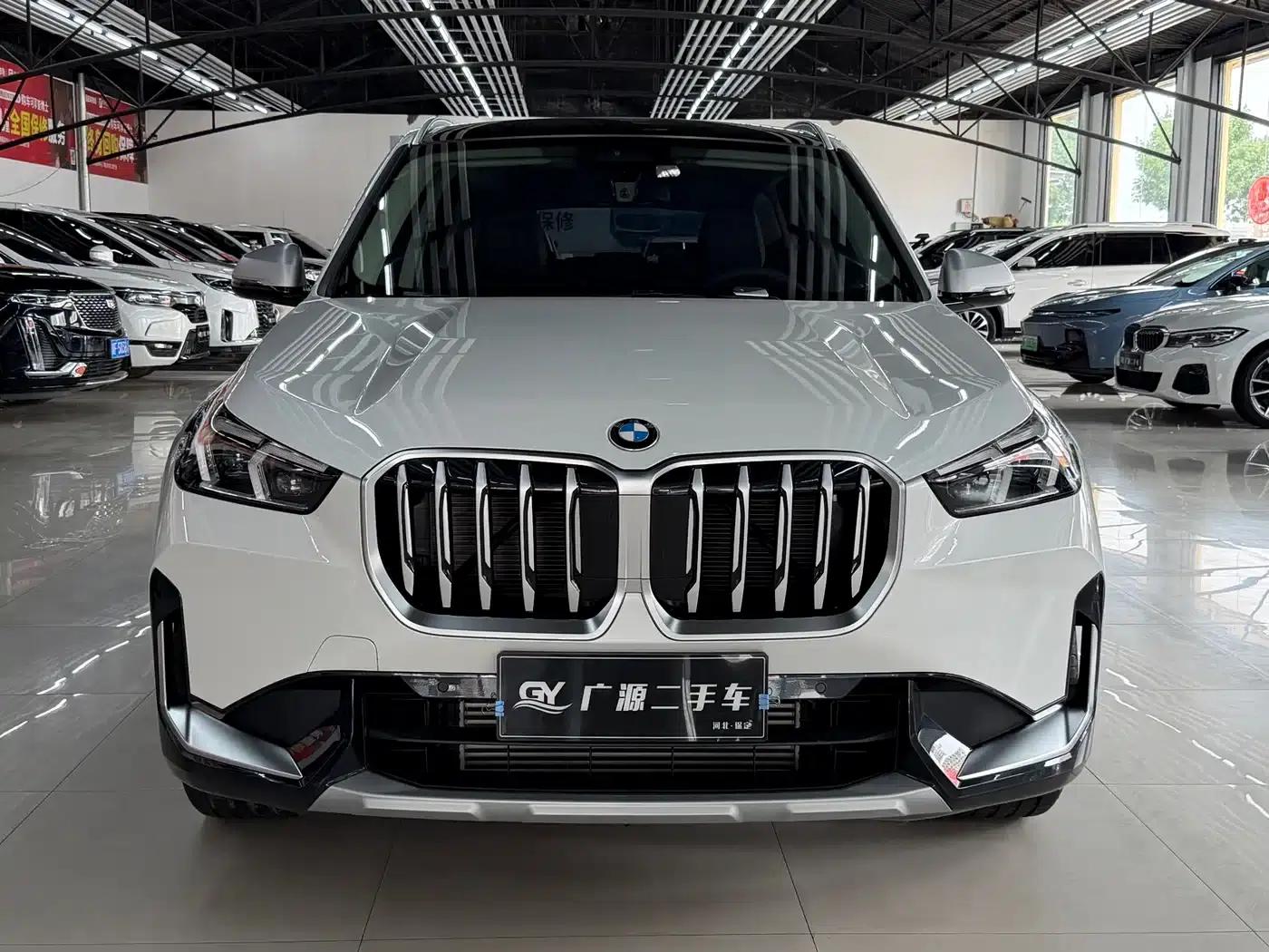 2023 BMW X1 sDrive25Li X Design Package — миниатюра 2