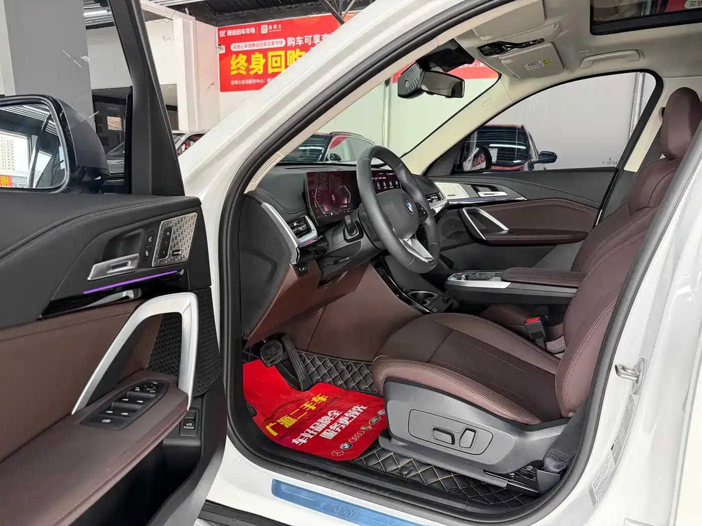 2023 BMW X1 sDrive25Li X Design Package — миниатюра 7