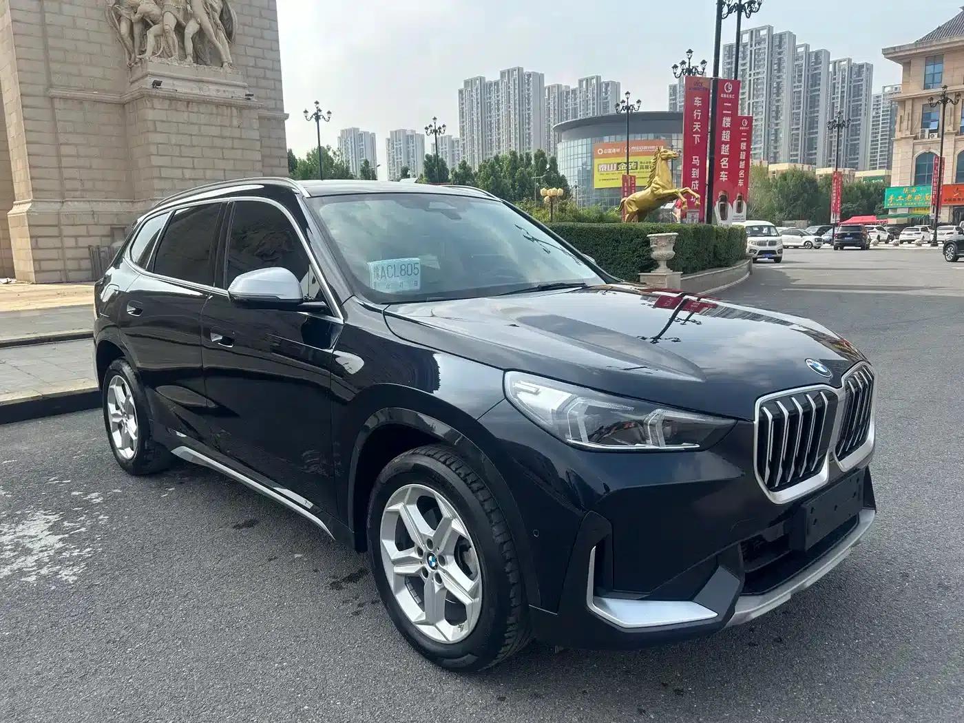 2023 BMW X1 sDrive20Li X Design Package — миниатюра 2