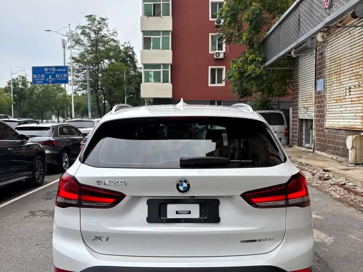 BMW X1 2022 sDrive20Li Fashion Edition — миниатюра 5