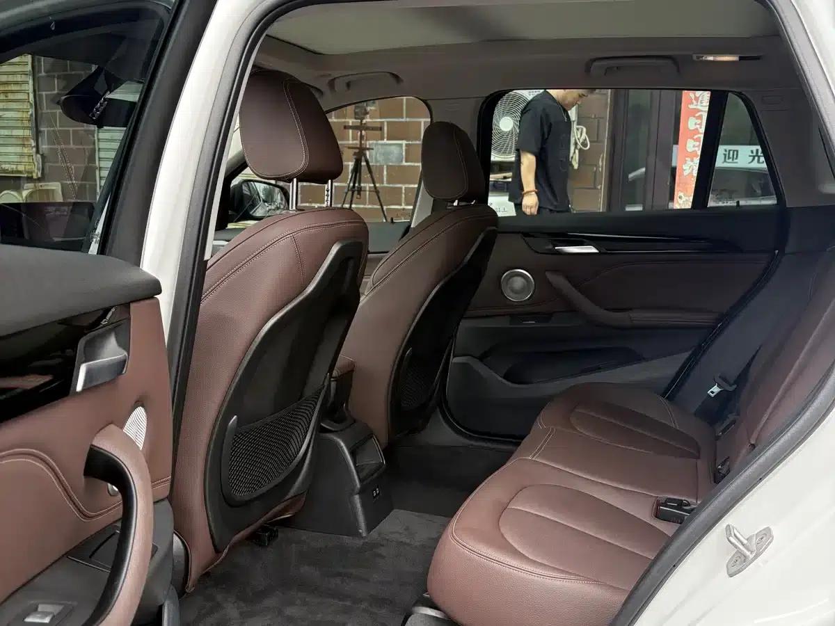 BMW X1 2022 sDrive20Li Fashion Edition — миниатюра 8