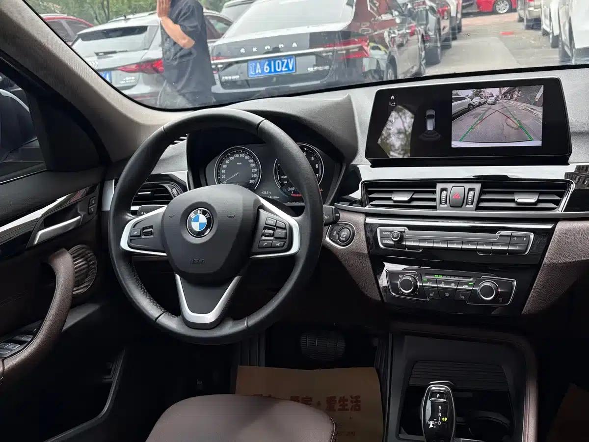 BMW X1 2022 sDrive20Li Fashion Edition — миниатюра 9