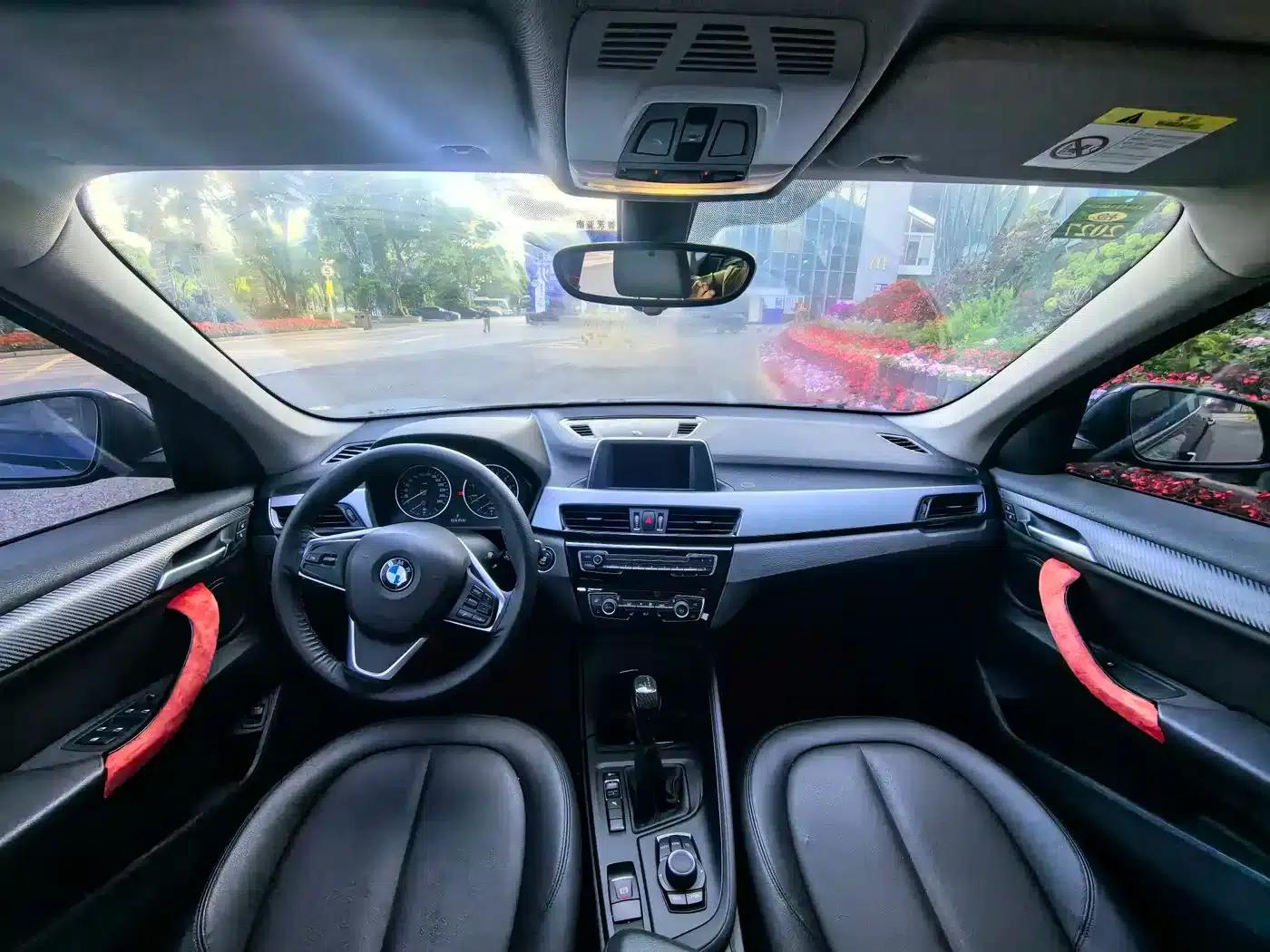 BMW X1 2016 sDrive18Li Premium — миниатюра 5