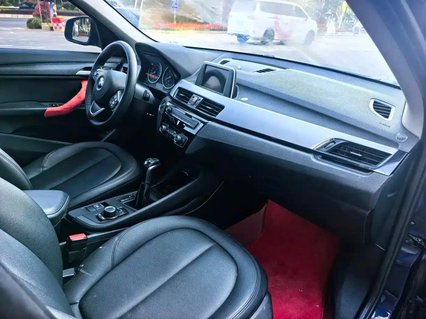 BMW X1 2016 sDrive18Li Premium — миниатюра 6