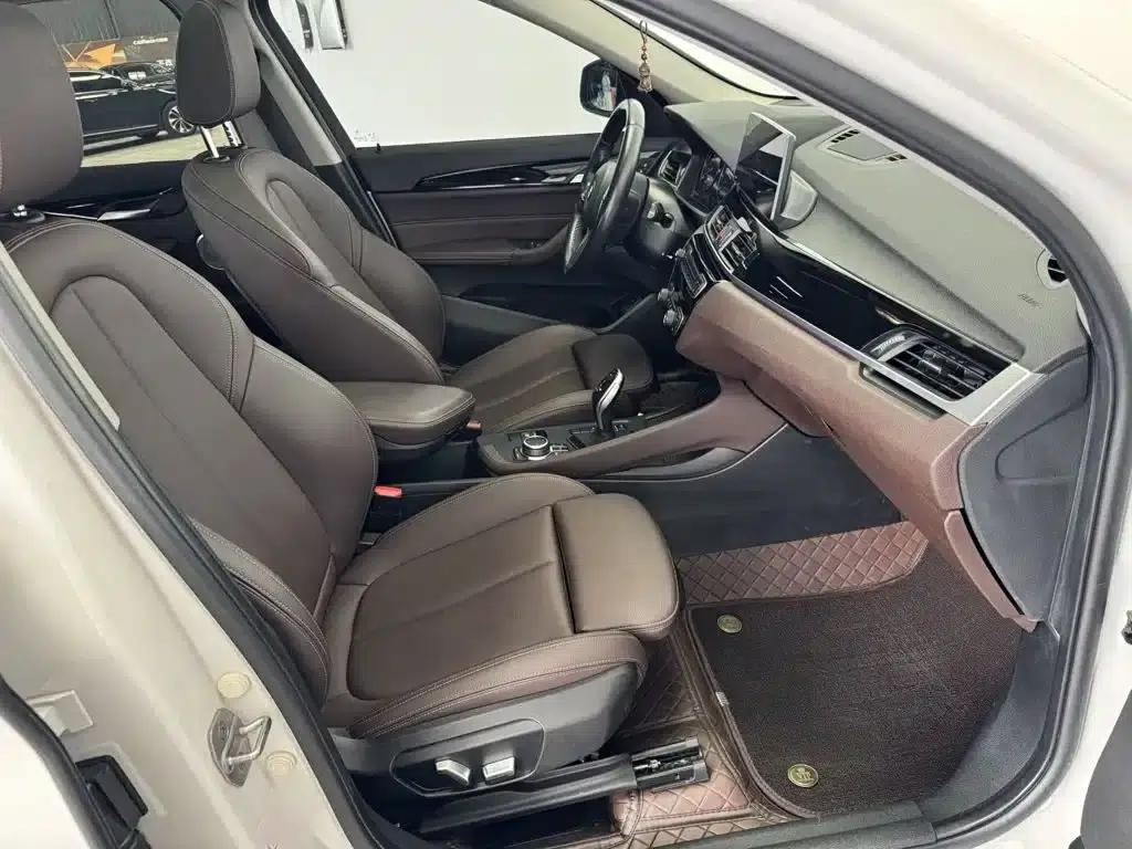 BMW X1 2022 sDrive25Li Leading Edition — миниатюра 13
