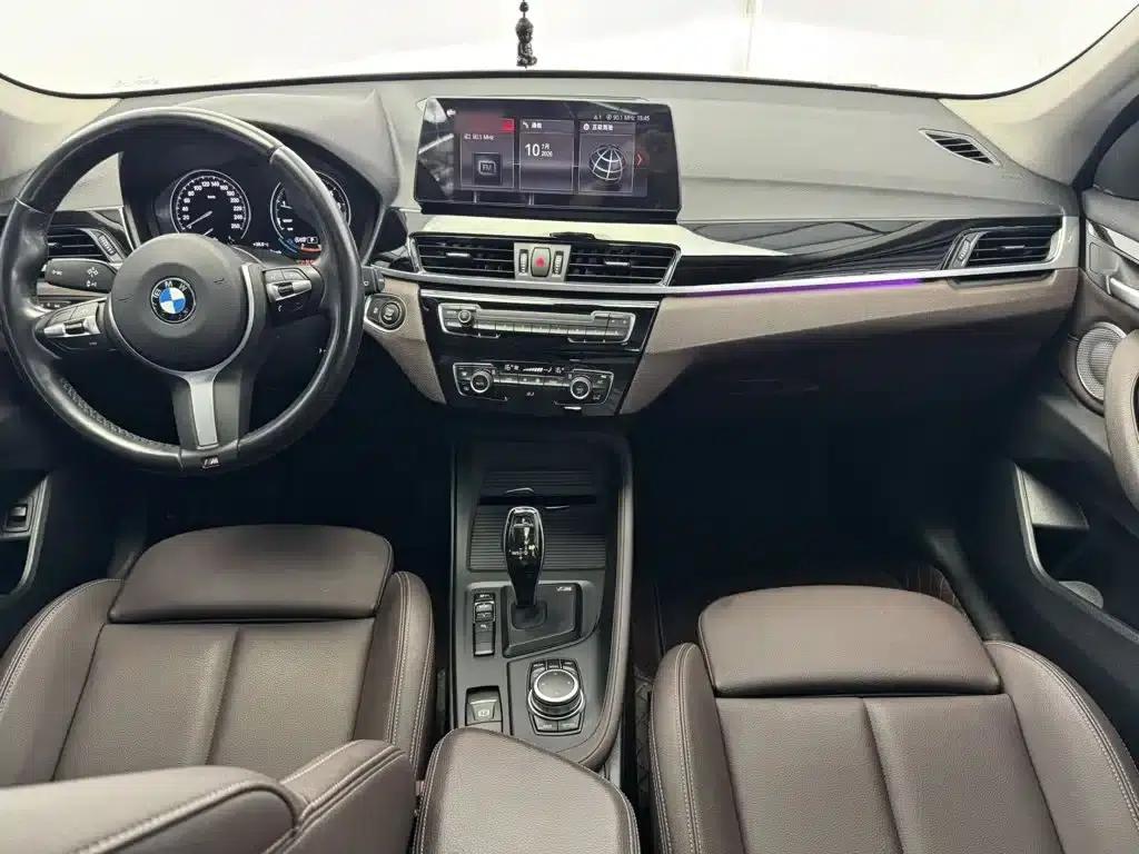 BMW X1 2022 sDrive25Li Leading Edition — миниатюра 5