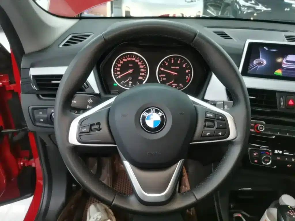 BMW X1 2016 sDrive18Li Fashion Edition — миниатюра 11
