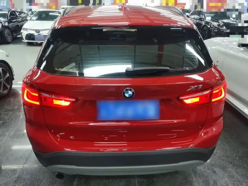 BMW X1 2016 sDrive18Li Fashion Edition — миниатюра 6