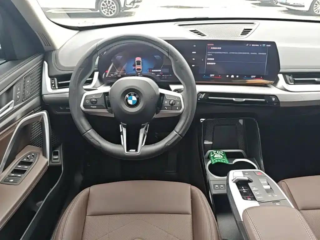 2024 BMW X1 sDrive25Li M Sport Package — миниатюра 17