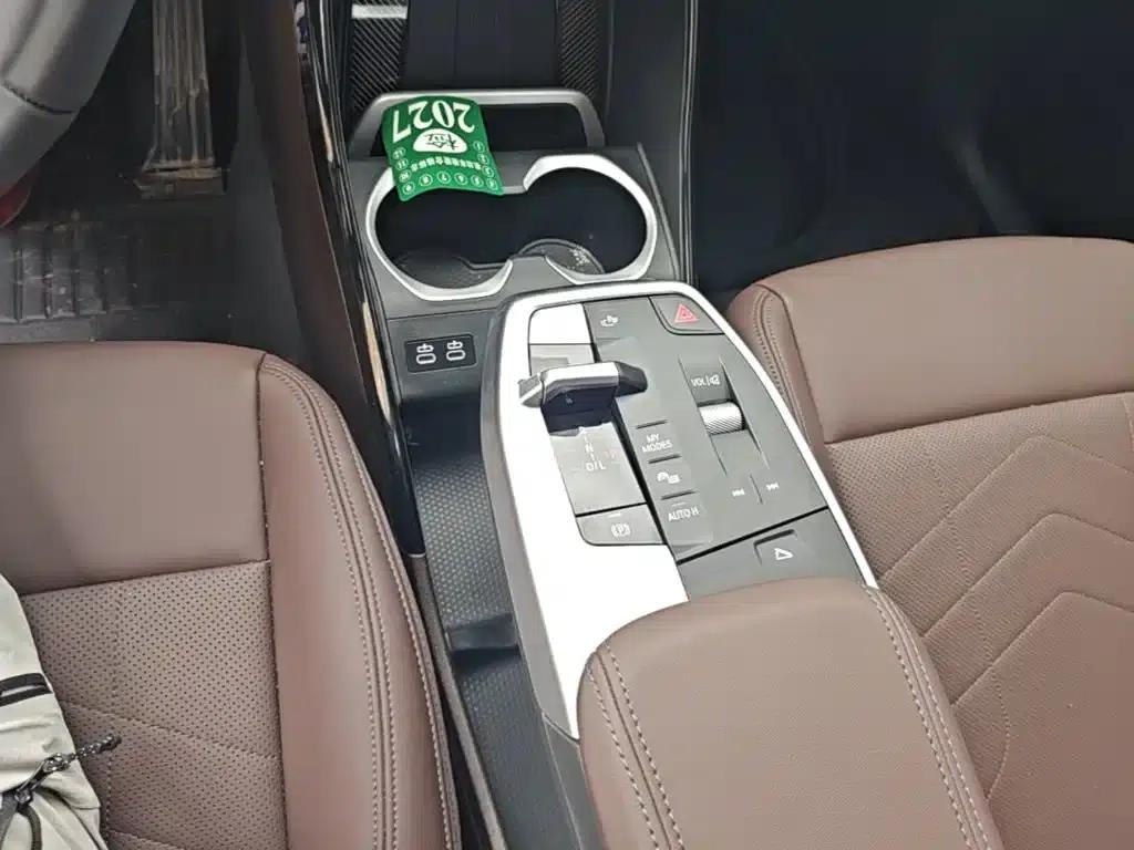 2024 BMW X1 sDrive25Li M Sport Package — миниатюра 21
