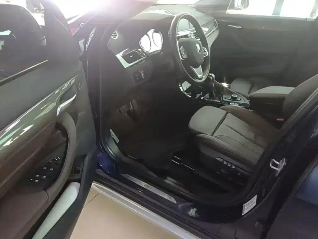 BMW X1 2019 sDrive18Li Premium — миниатюра 16