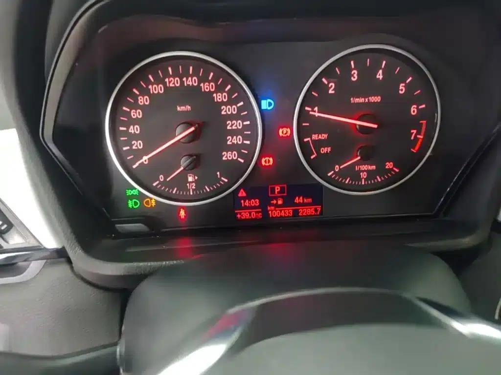 BMW X1 2016 sDrive18Li Premium — миниатюра 12
