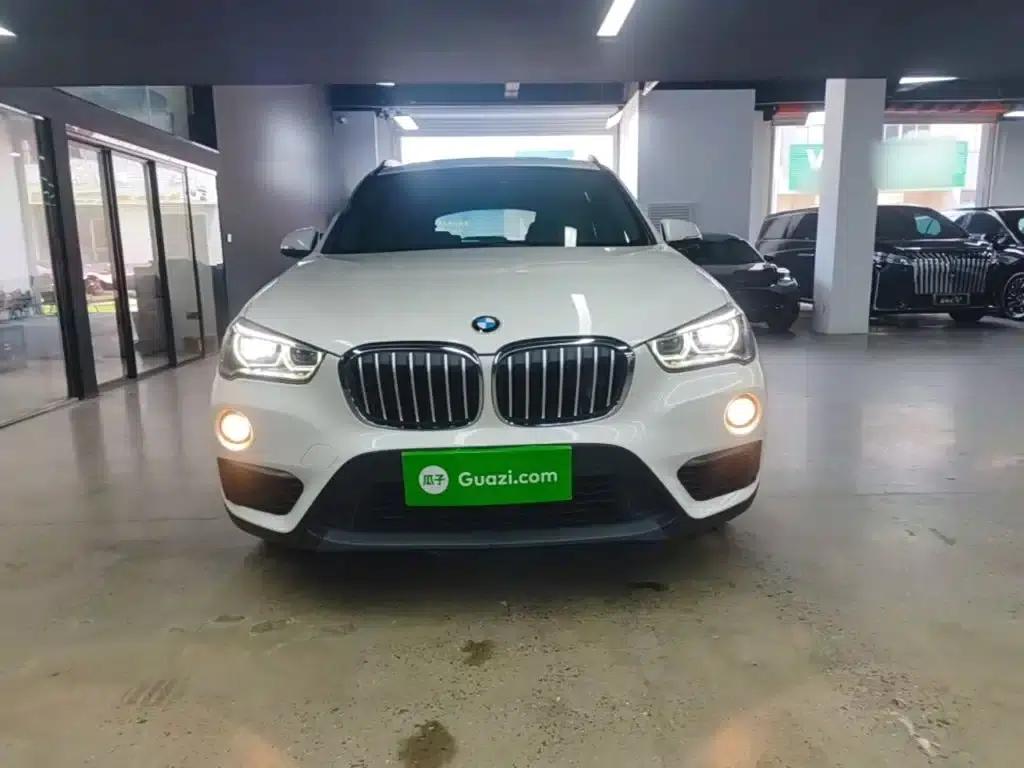 BMW X1 2016 sDrive18Li Premium — миниатюра 3