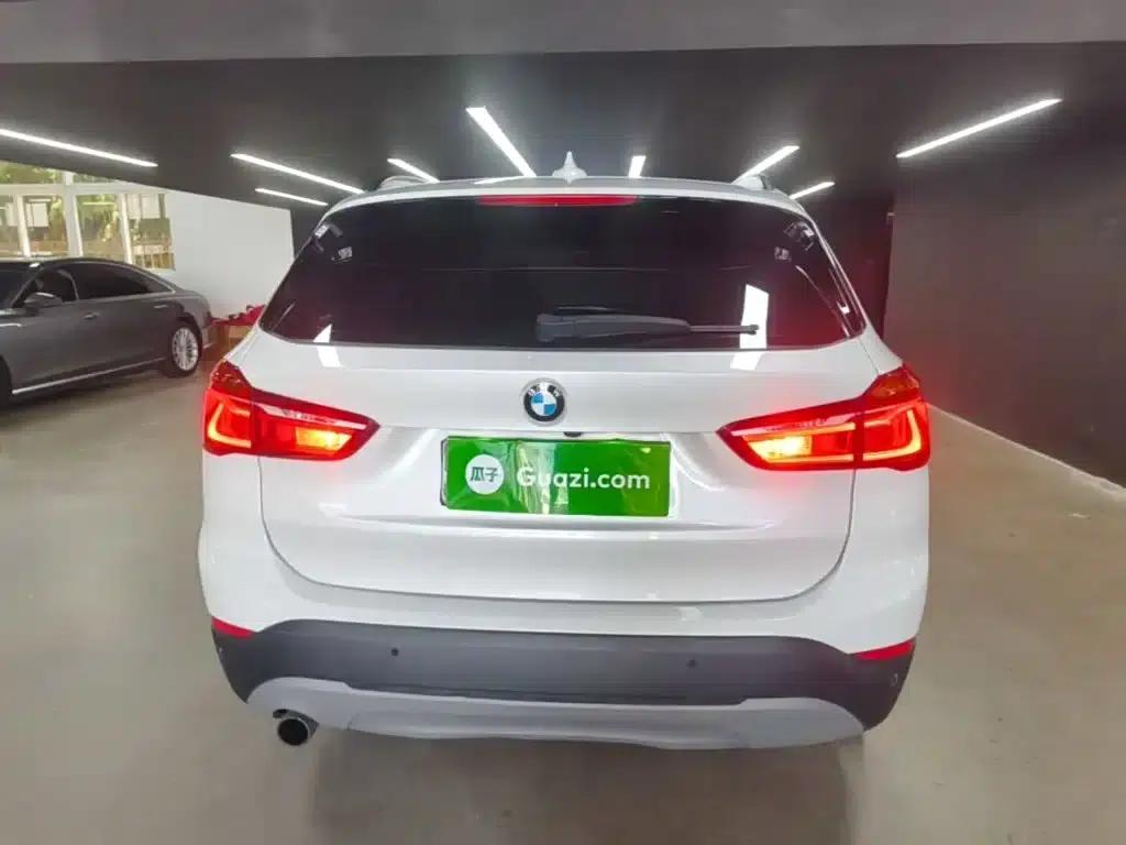 BMW X1 2016 sDrive18Li Premium — миниатюра 6
