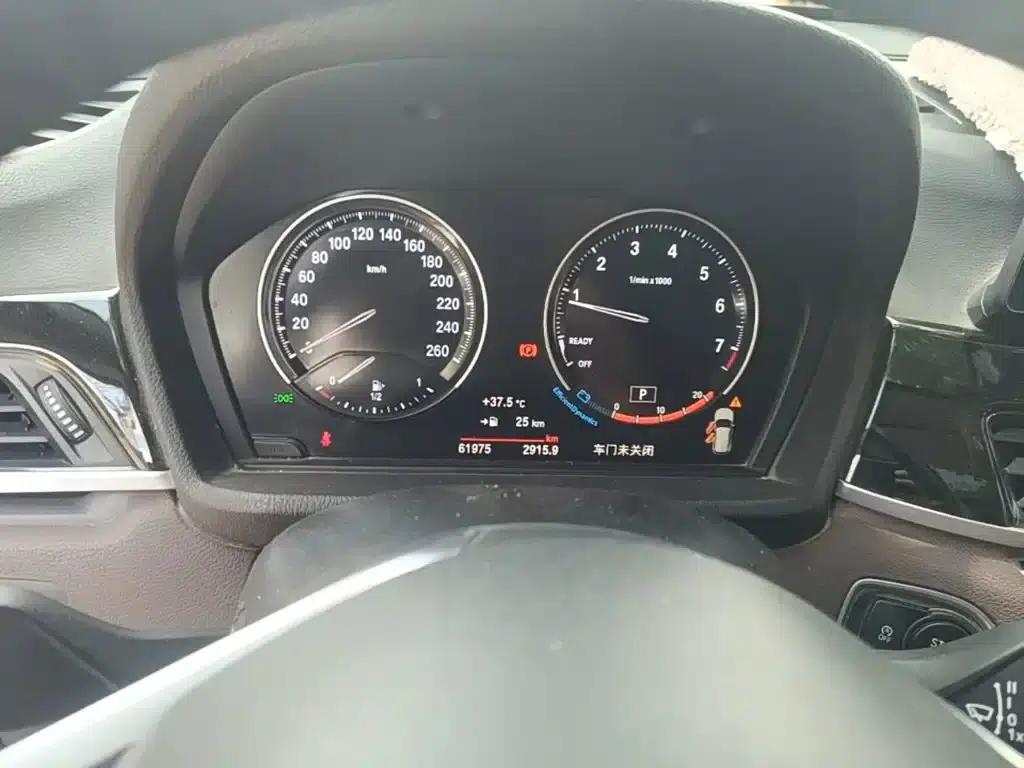 BMW X1 2020 sDrive25Li Leading Edition — миниатюра 12