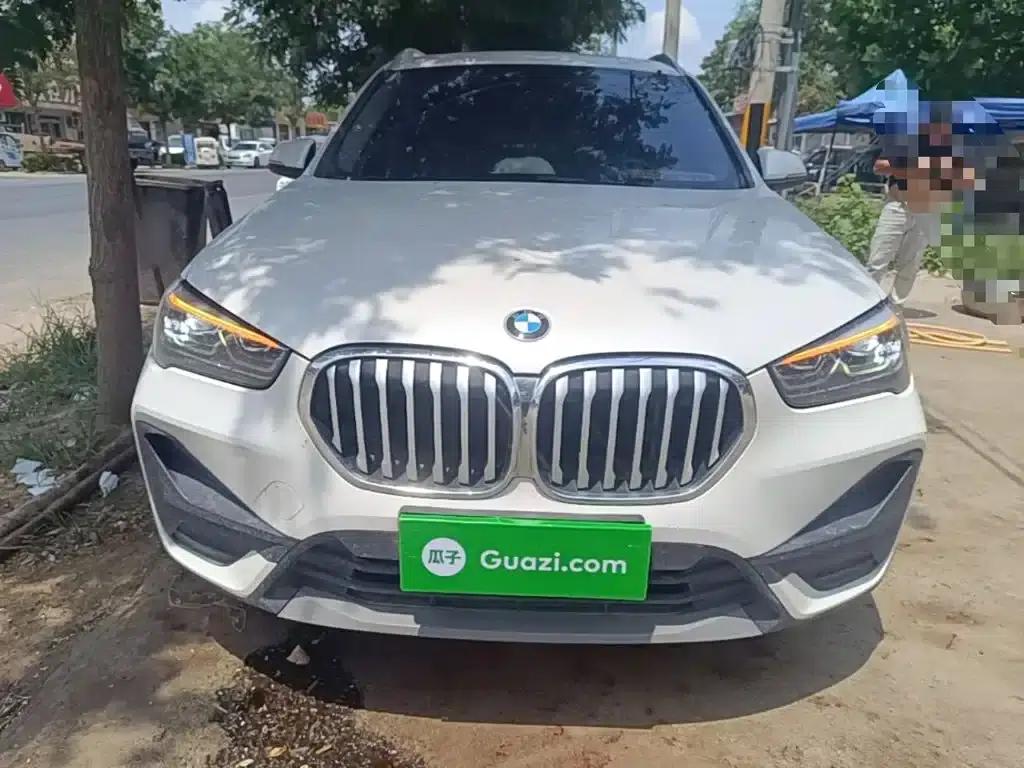 BMW X1 2020 sDrive25Li Leading Edition — миниатюра 3