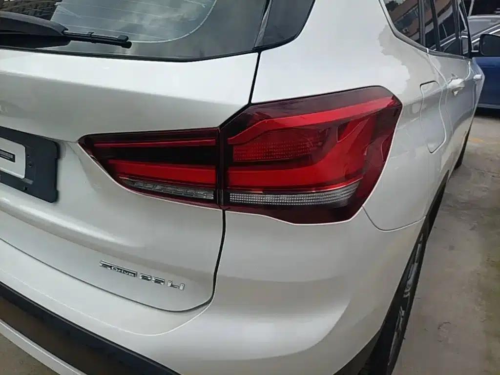 BMW X1 2021 sDrive25Li Leading Edition — миниатюра 8