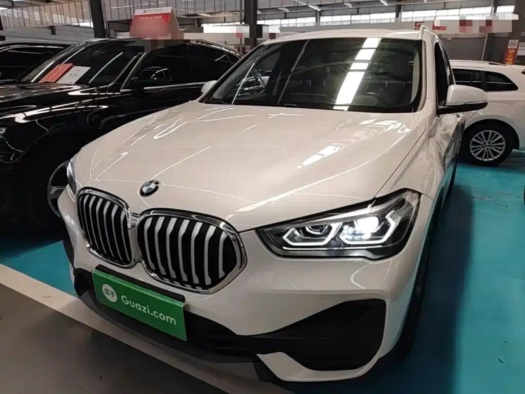 BMW X1 2022 sDrive25Li Leading Edition — миниатюра 2