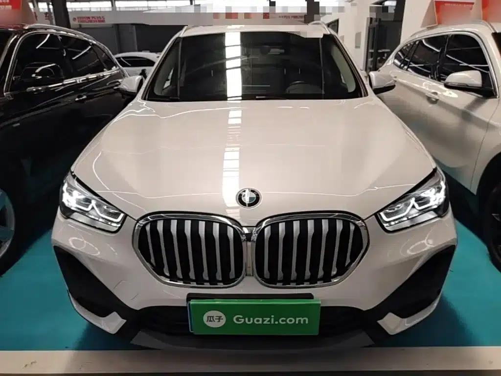 BMW X1 2022 sDrive25Li Leading Edition — миниатюра 3