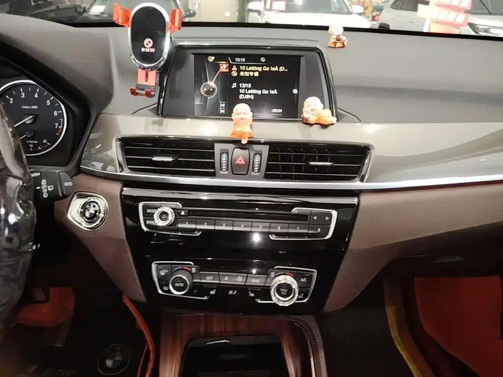 BMW X1 2016 sDrive18Li Luxury — миниатюра 13
