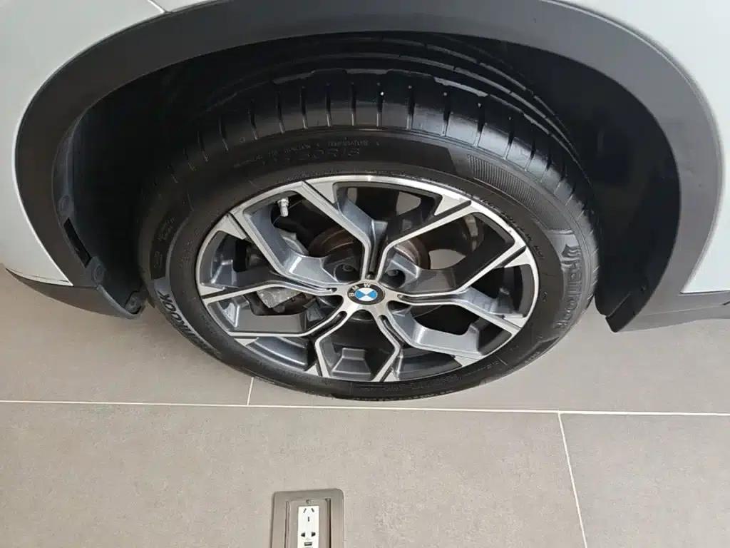 BMW X1 2021 Facelift sDrive25Li Leading Edition — миниатюра 23