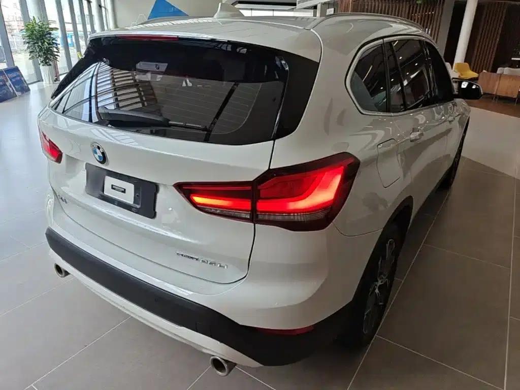 BMW X1 2021 Facelift sDrive25Li Leading Edition — миниатюра 7