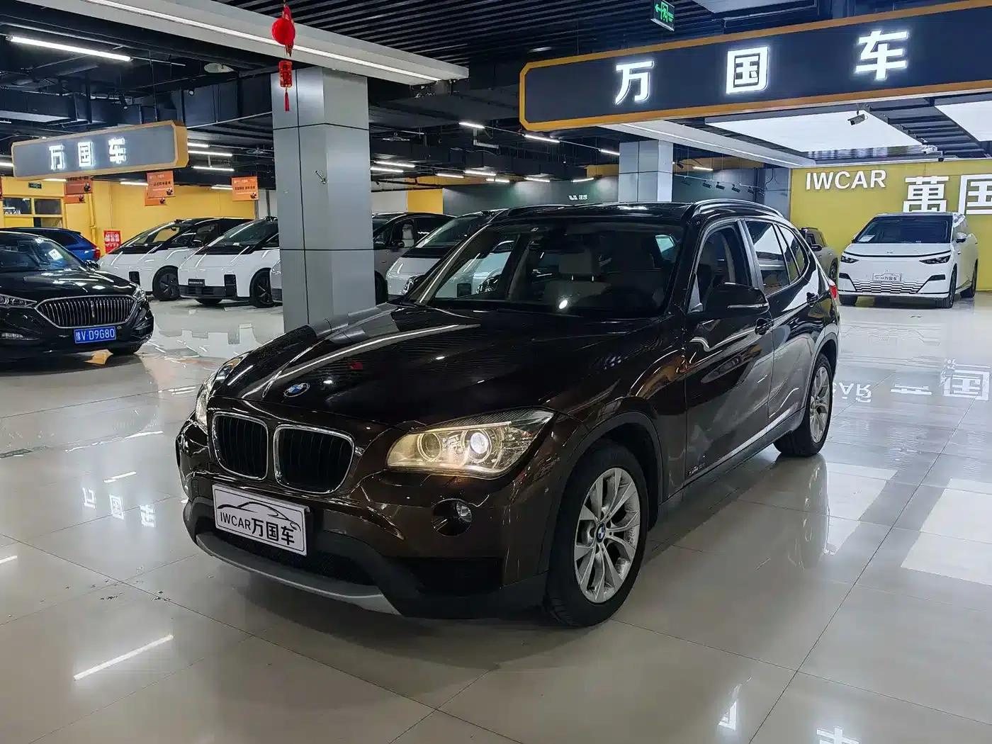 2012 BMW X1 Imported sDrive18i Luxury Model — миниатюра 1