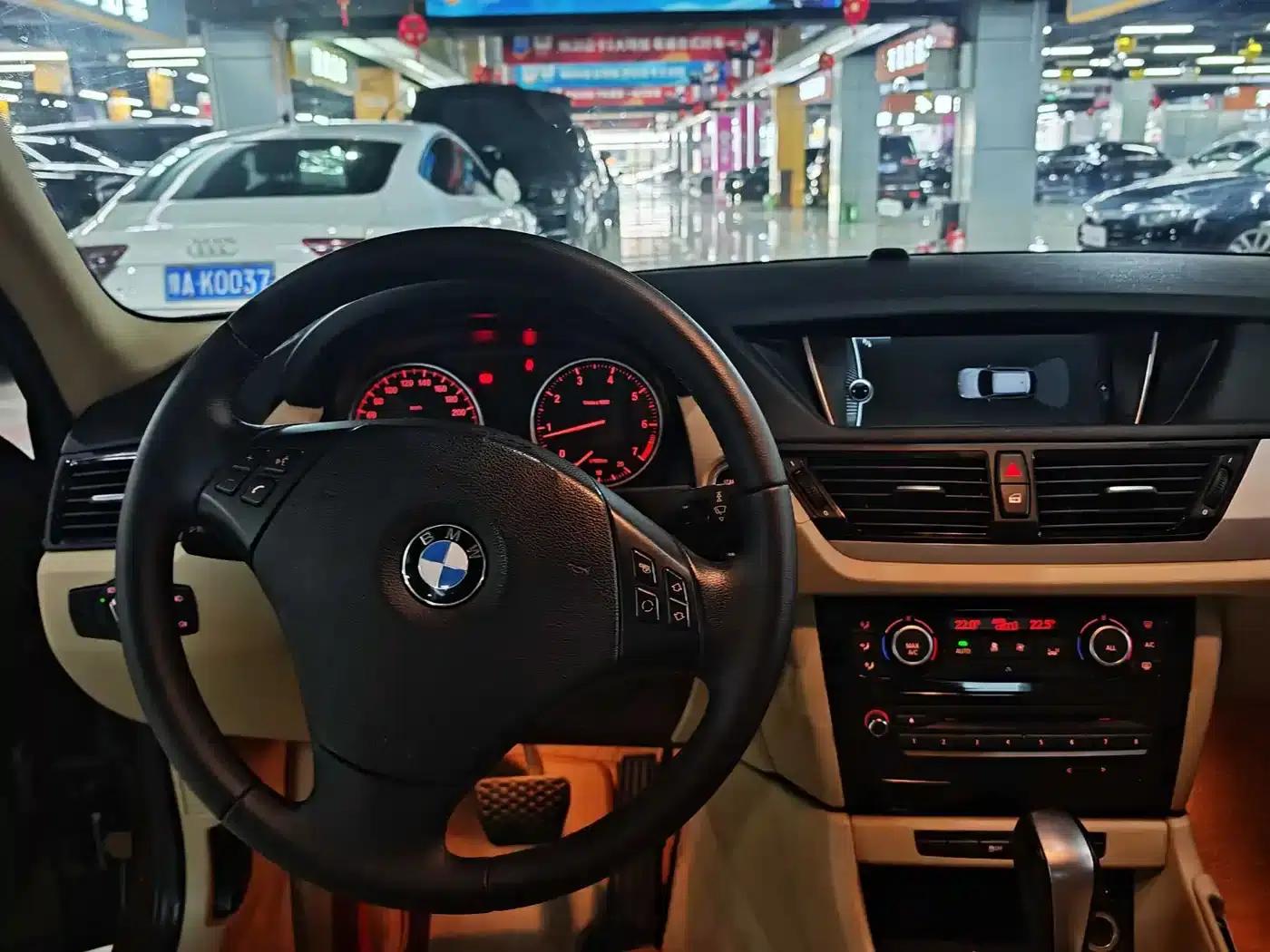 2012 BMW X1 Imported sDrive18i Luxury Model — миниатюра 6