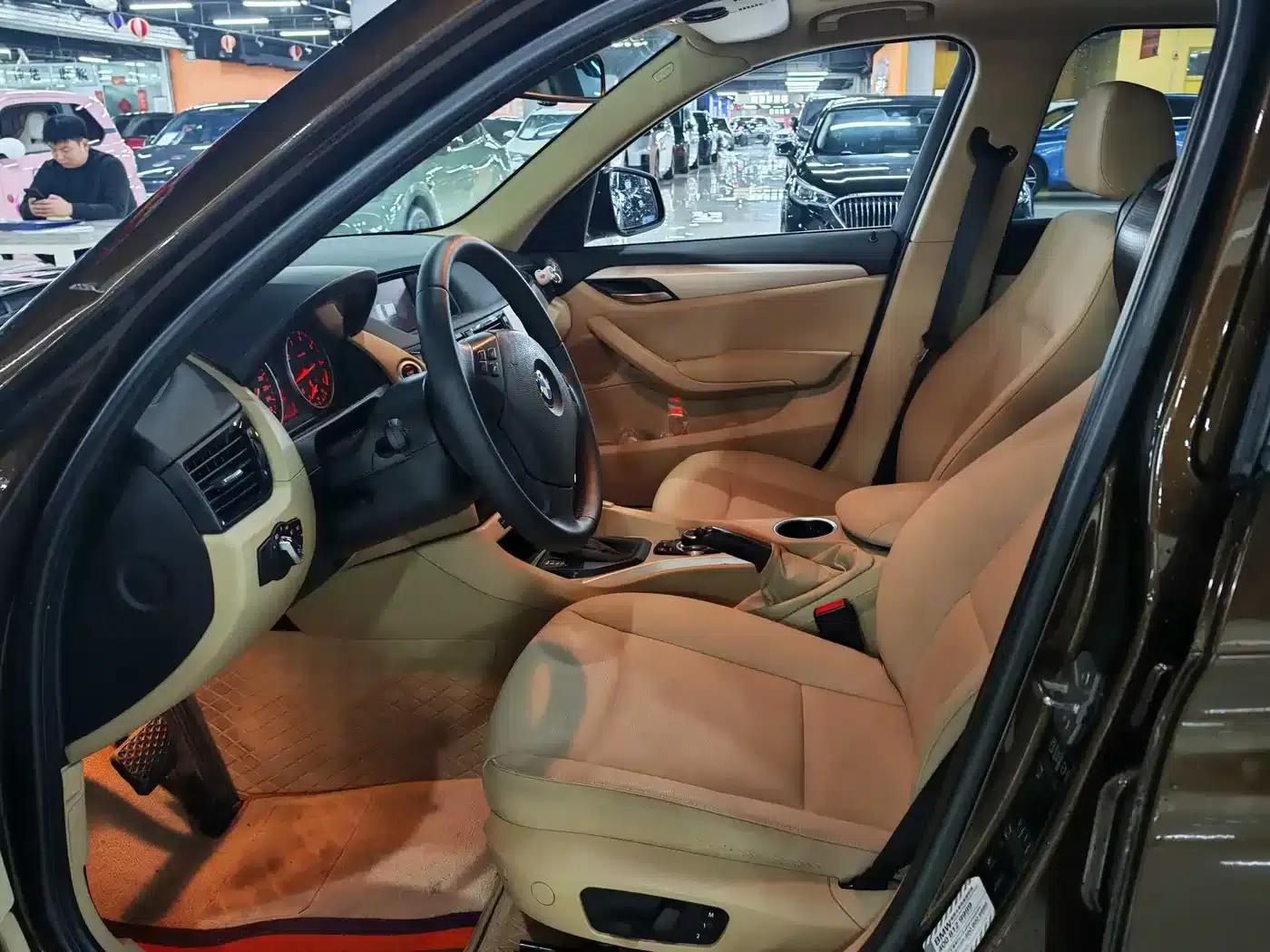 2012 BMW X1 Imported sDrive18i Luxury Model — миниатюра 7