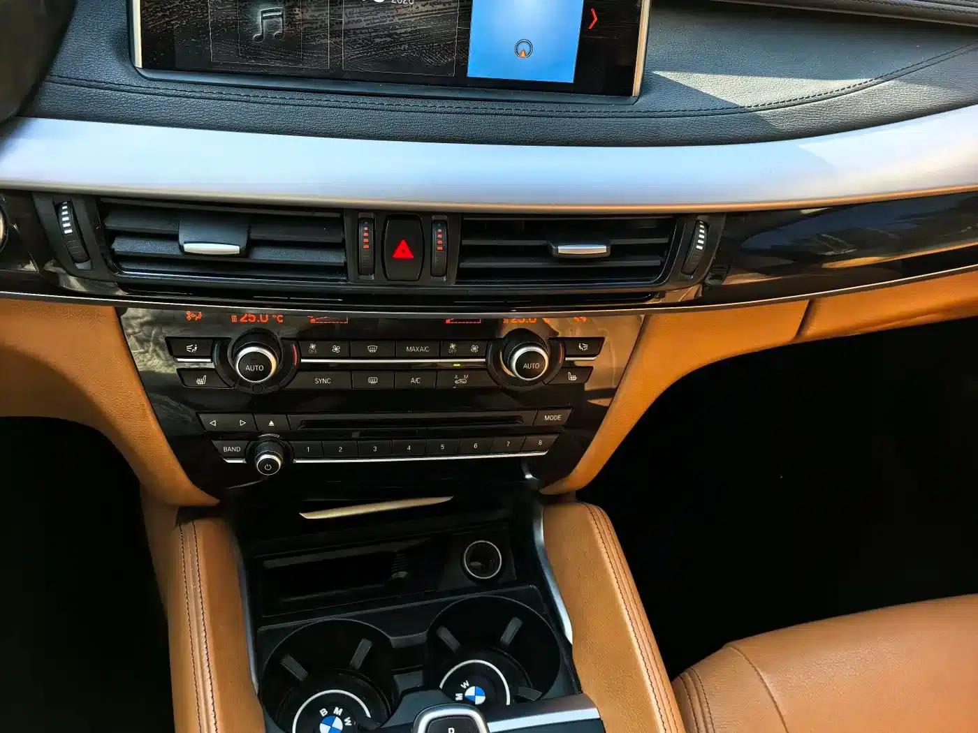 BMW X6 2015 xDrive35i Luxury — миниатюра 13