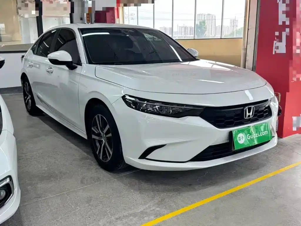 Stylish 2023 240TURBO CVT Leading Edition — миниатюра 4