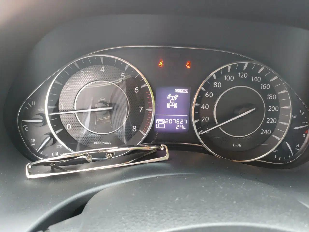 Nissan Patrol 2018 Nissan Patrol, Automatic, 4.0-liter, Seven-Seater, Gasoline Version — миниатюра 11