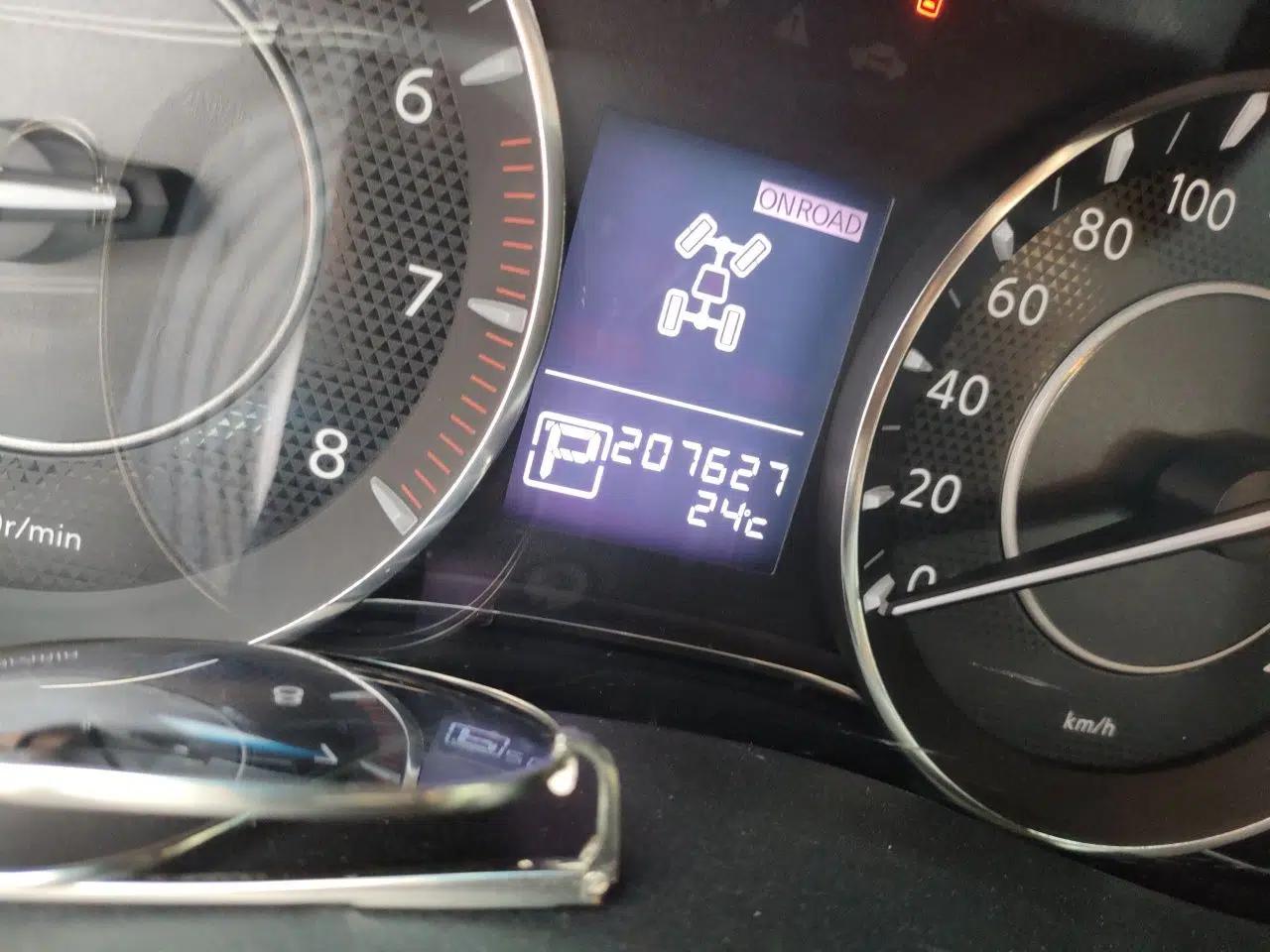 Nissan Patrol 2018 Nissan Patrol, Automatic, 4.0-liter, Seven-Seater, Gasoline Version — миниатюра 12