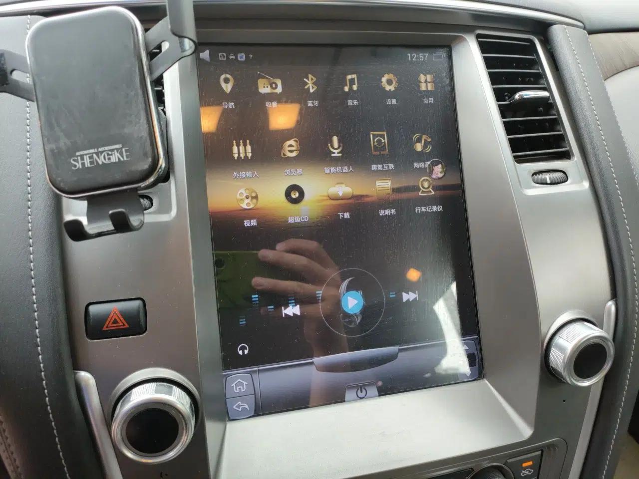 Nissan Patrol 2018 Nissan Patrol, Automatic, 4.0-liter, Seven-Seater, Gasoline Version — миниатюра 13