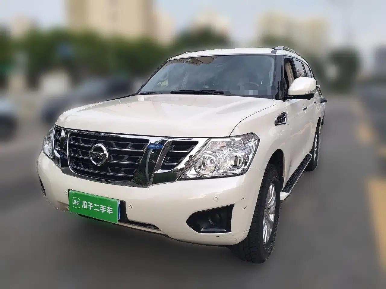 Nissan Patrol Tulai 2017, 4.0-liter automatic, 7 seats, no sunroof (parallel import) — миниатюра 1