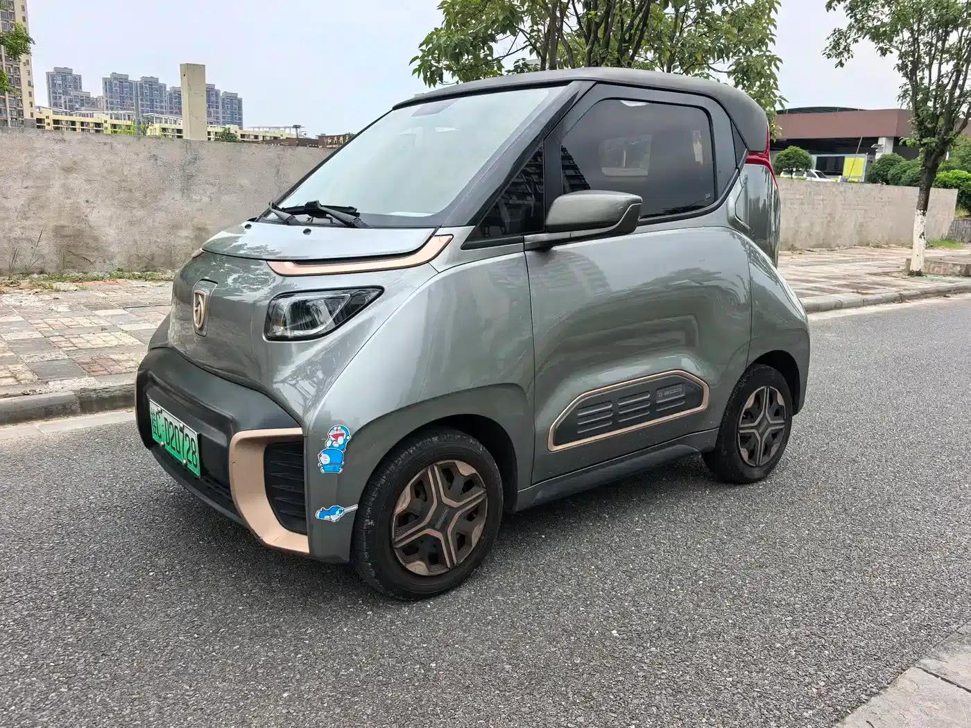 Baojun E200 2020 Model 305KM Smart Edition — миниатюра 1