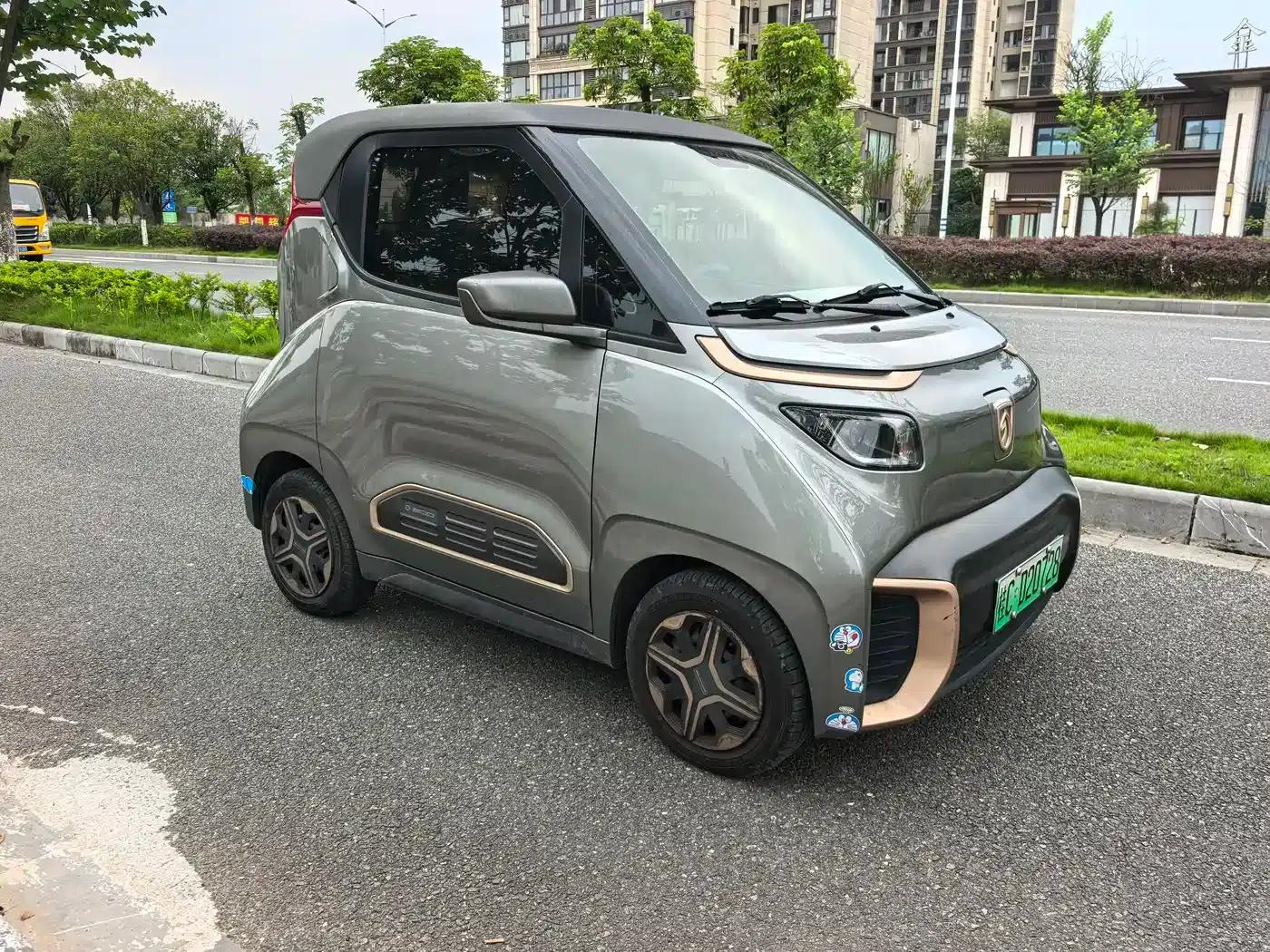 Baojun E200 2020 Model 305KM Smart Edition — миниатюра 3