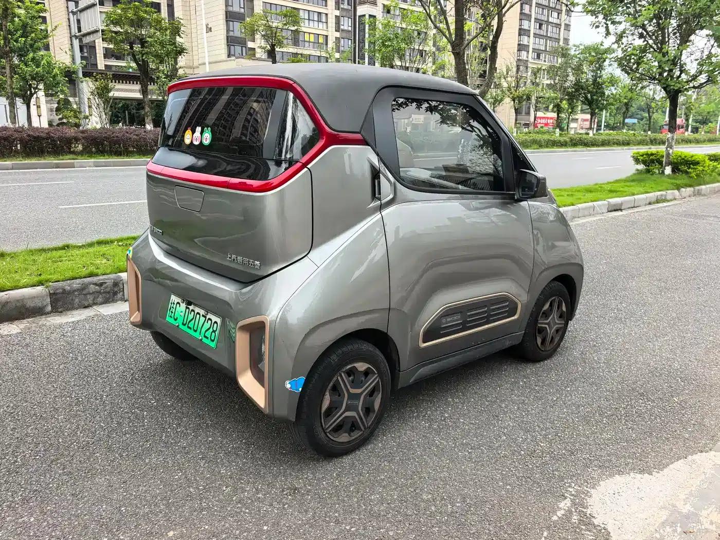 Baojun E200 2020 Model 305KM Smart Edition — миниатюра 5