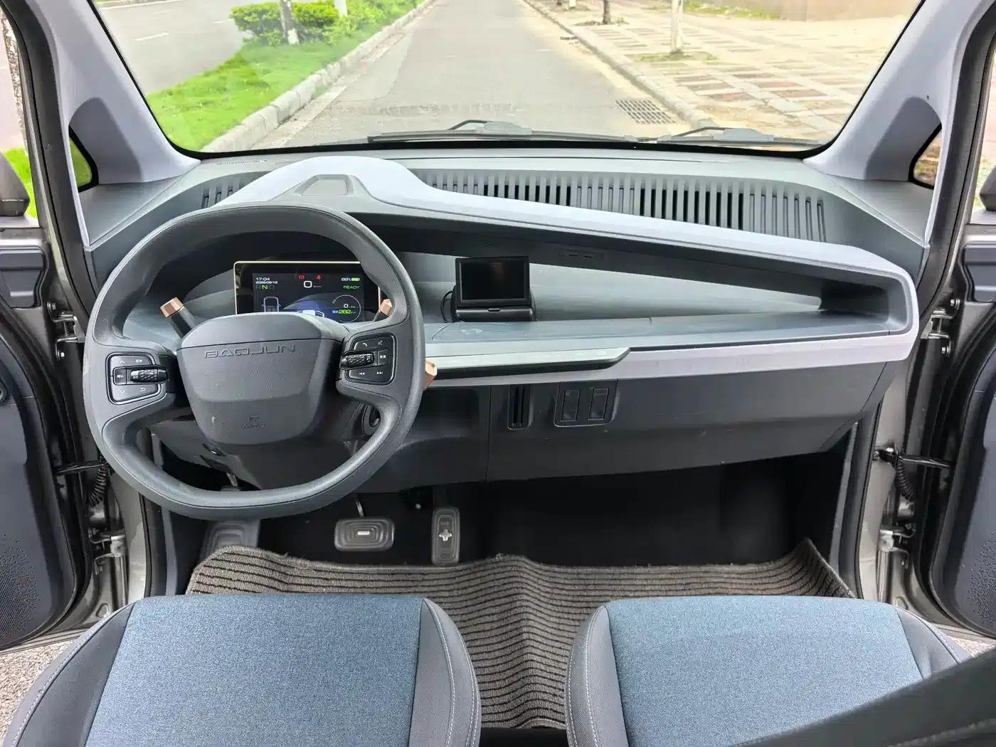 Baojun E200 2020 Model 305KM Smart Edition — миниатюра 10