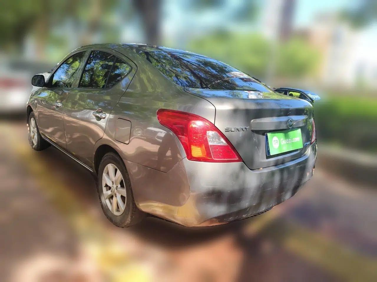 Nissan Sunny 2011 1.5XE Manual Comfort Edition — миниатюра 4