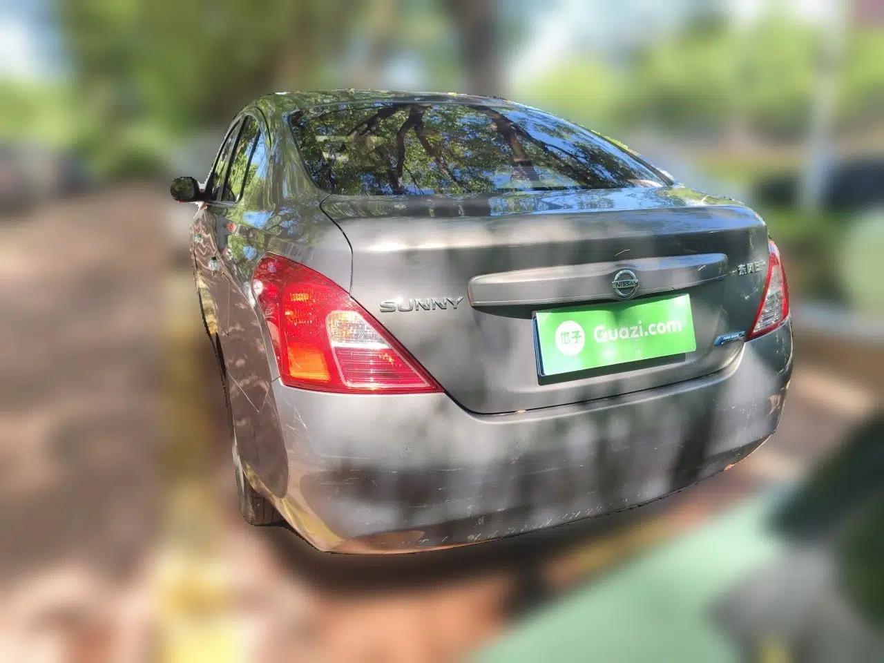 Nissan Sunny 2011 1.5XE Manual Comfort Edition — миниатюра 5