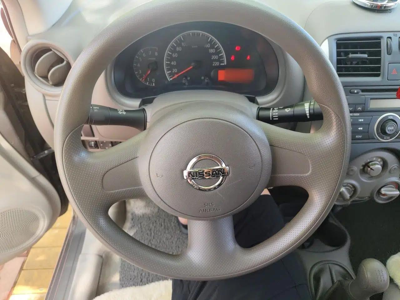 Nissan Sunny 2011 1.5XE Manual Comfort Edition — миниатюра 10