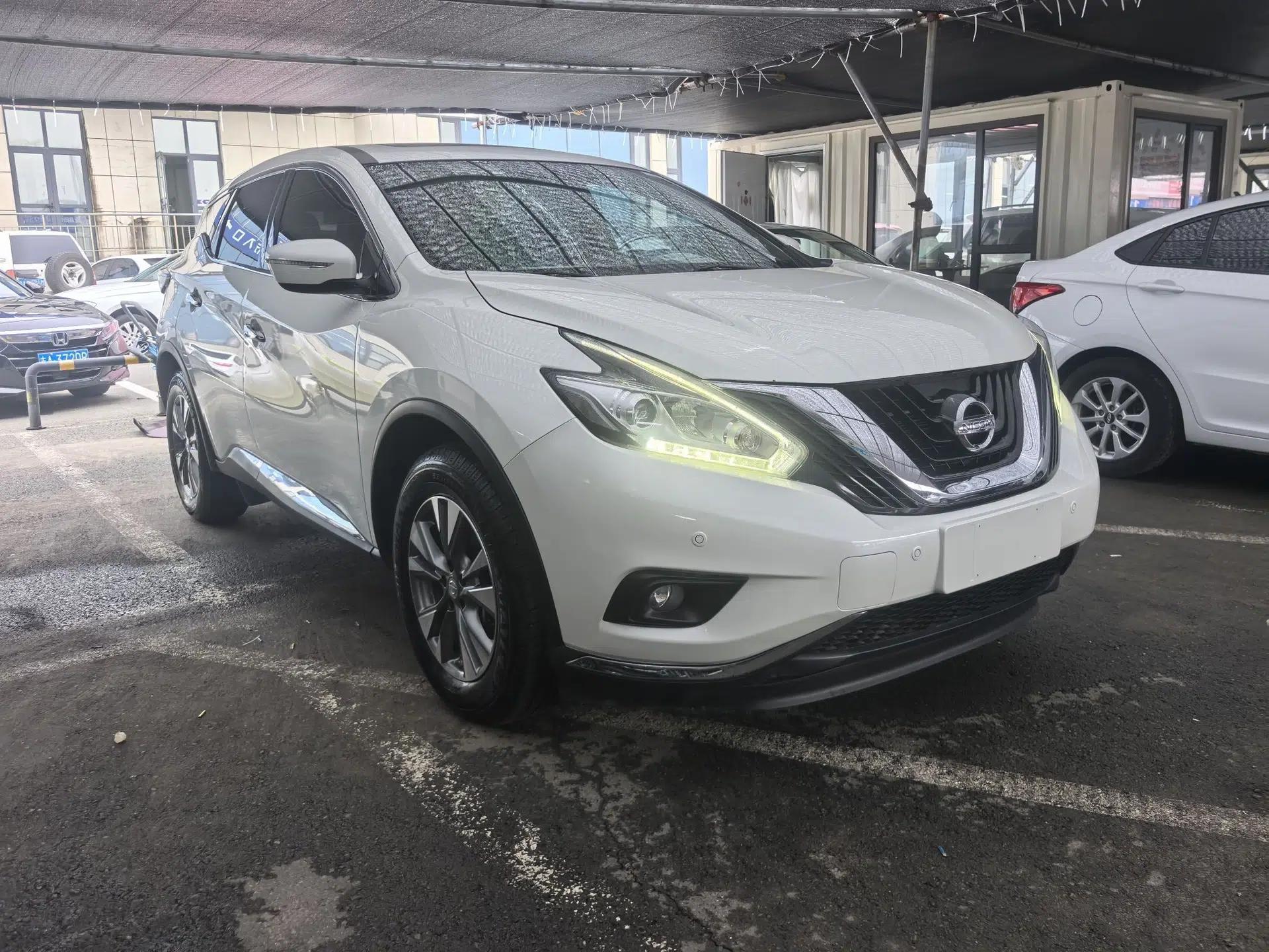 Nissan Murano 2017 2.5L XL Two-Wheel Drive Smart Edition — миниатюра 2